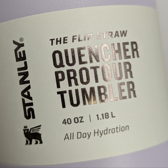 New Quencher Stanley tumbler water cup Protour no spill purple dust 40 oz 2026 - Picture 4 of 8